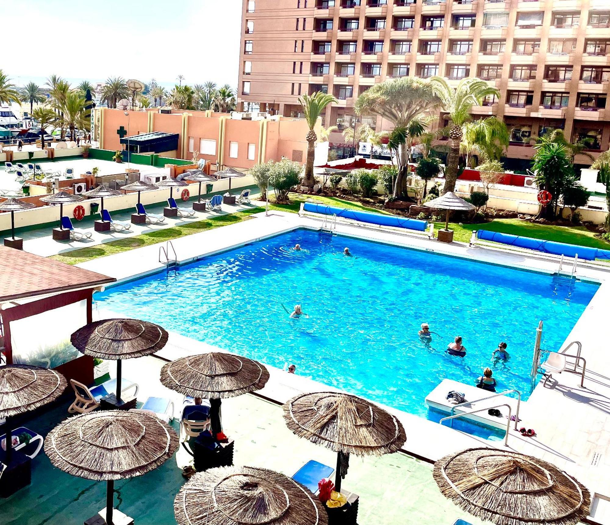 Hotel Apartamento Pyr Fuengirola Private Sunny Pool Side 外观 照片