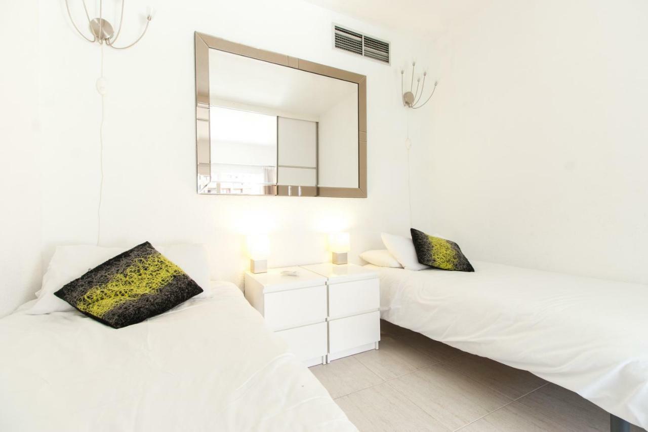 Hotel Apartamento Pyr Fuengirola Private Sunny Pool Side 外观 照片
